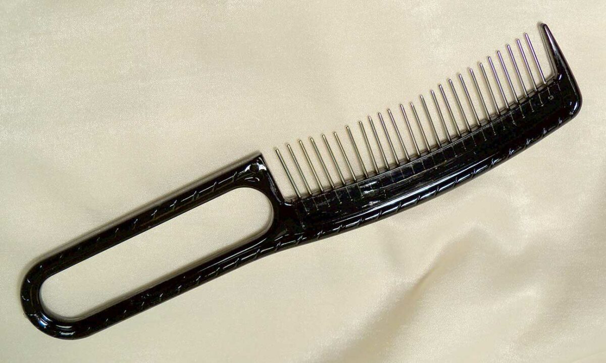 Rotating Bristles Comb